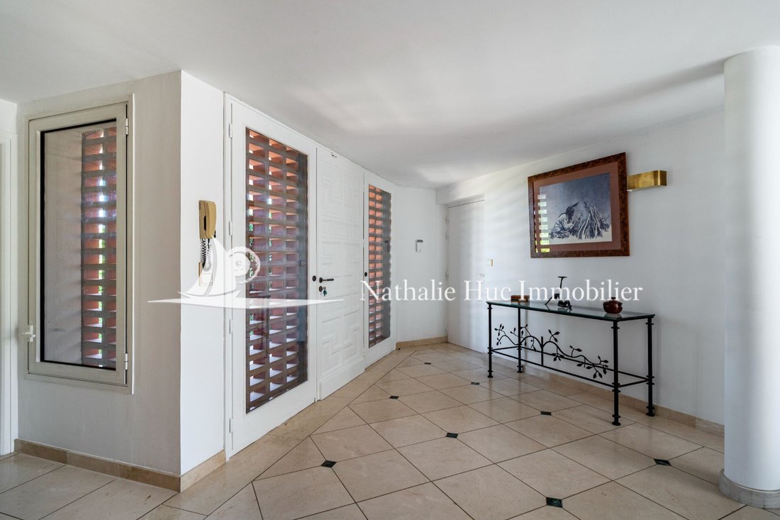 Villa in Les Remparts-Lunette, Perpignan, France 4 - 16203208