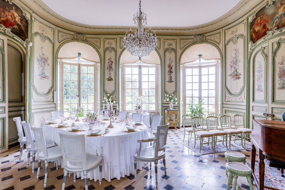 Whispers of Versailles: A Timeless 18th-Century Château in Picardy’s Embrace