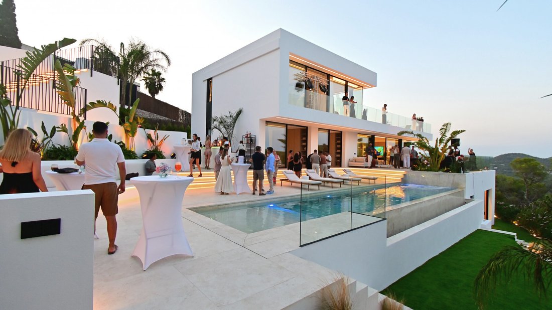 Villa in Roca Llisa, Santa Eularia des Riu, Balearic Islands 1 - 16206870