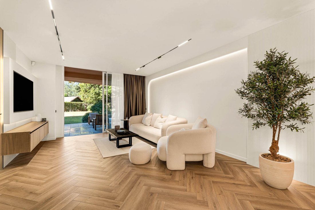 Apartment in Nueva Andalucia, Marbella, Spain 4 - 16204083