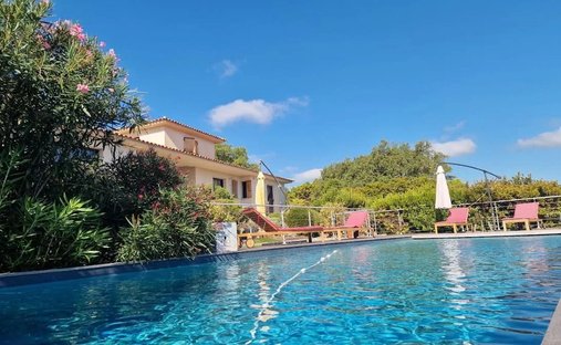 Villa in Sainte-Lucie-de-Porto-Vecchio, Corsica, France 1