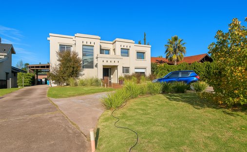 House in Lomas de Carrasco, Canelones Department, Uruguay 1