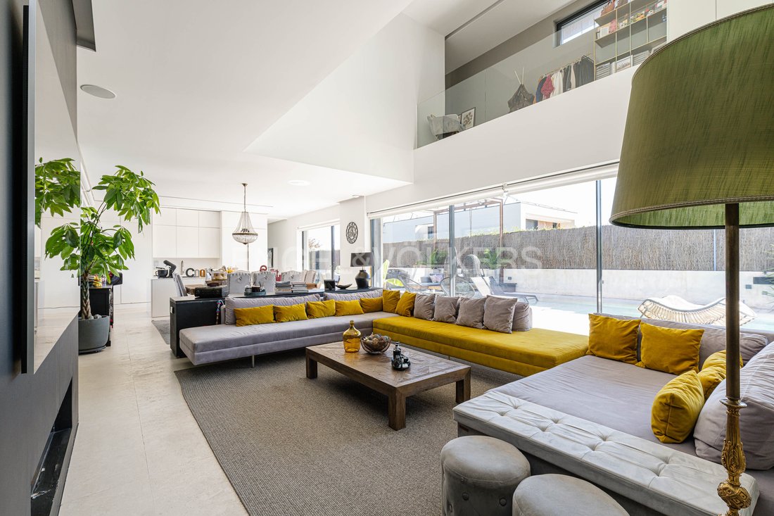 House in Boadilla del Monte, Comunidad de Madrid, Spain 1 - 16204665