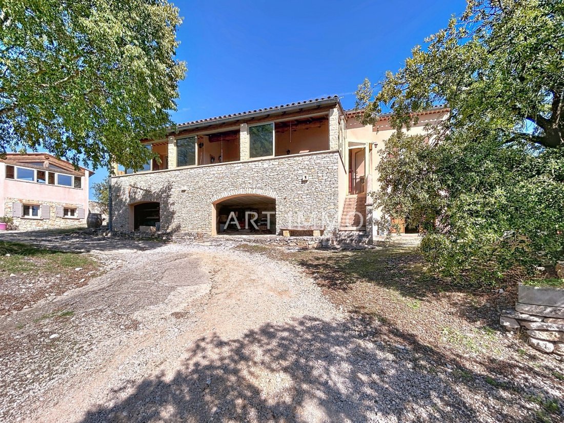 House in Saint-Saturnin-lès-Apt, Provence-Alpes-Côte d'Azur, France 3 - 16202753
