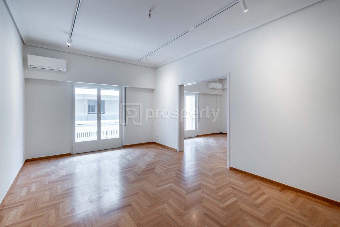 Apartment in Sunoikia Kolonakiou, 1st District of Athens, Athens 1 - 16202280