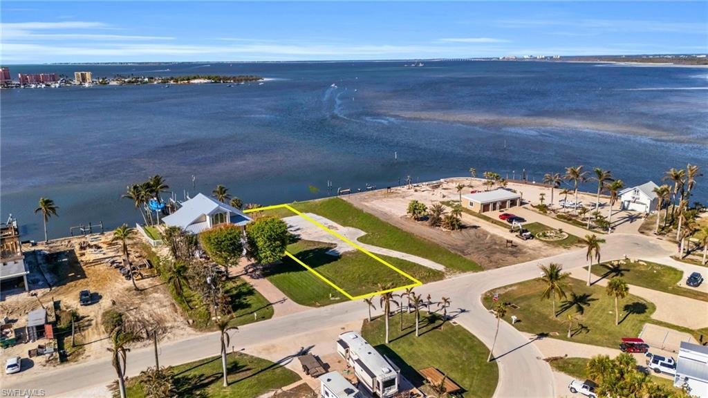 Land in Fort Myers Beach, Florida, United States 5 - 16203182