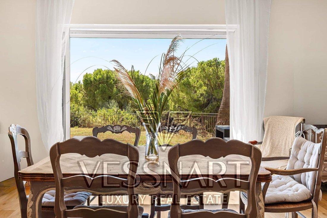 Villa in Nice, Provence-Alpes-Côte d'Azur, France 1 - 14563714