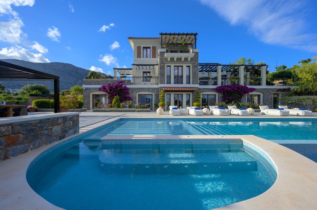 Villa in Community of Elounta, Agios Nikolaos Municipal Unit, Greece 5 - 16203759