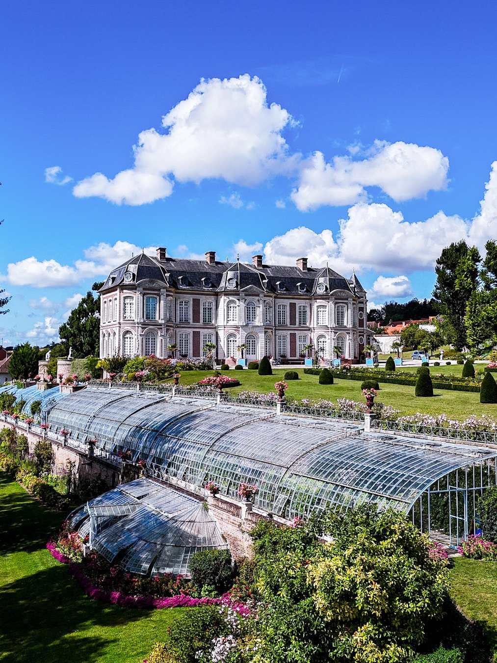 Whispers of Versailles: A Timeless 18th-Century Château in Picardy’s Embrace