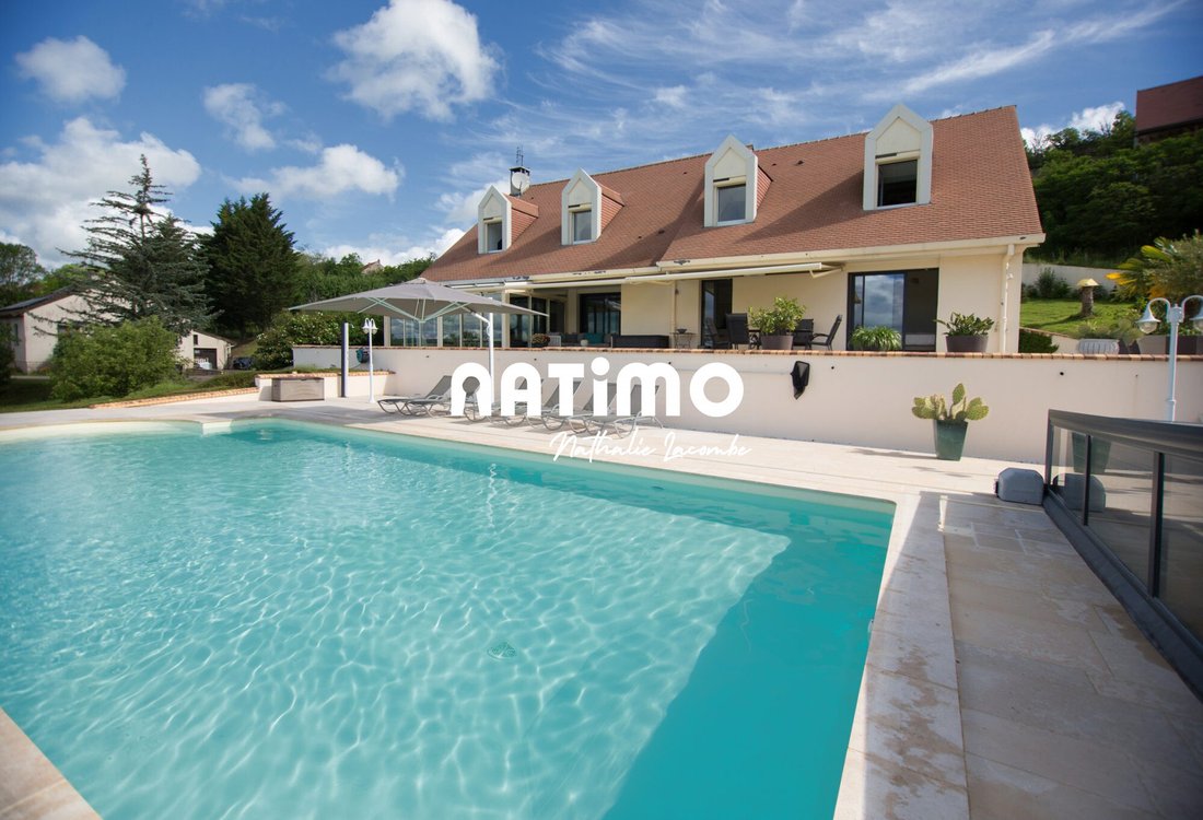 Villa in Alise-Sainte-Reine, Bourgogne – Franche-Comté, France 1 - 16207832