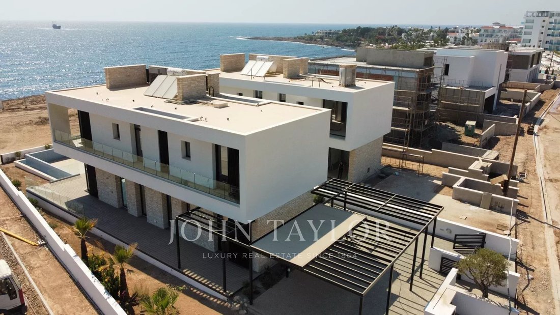 Villa in Chloraka, Paphos, Cyprus 1 - 16202669