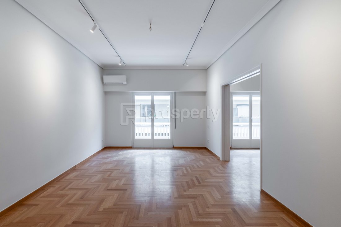 Apartment in Sunoikia Kolonakiou, 1st District of Athens, Athens 2 - 16202280