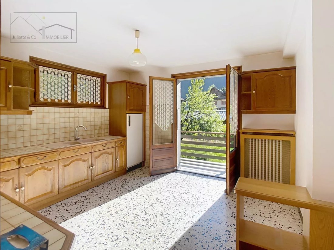 Chalet in Les Houches, Auvergne-Rhône-Alpes, France 5 - 16055329