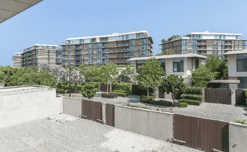 Villa in Dubai, United Arab Emirates 1