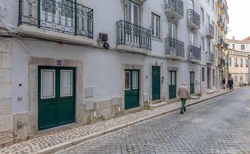 Santa Maria Maior, Lisbon, Portugal 1