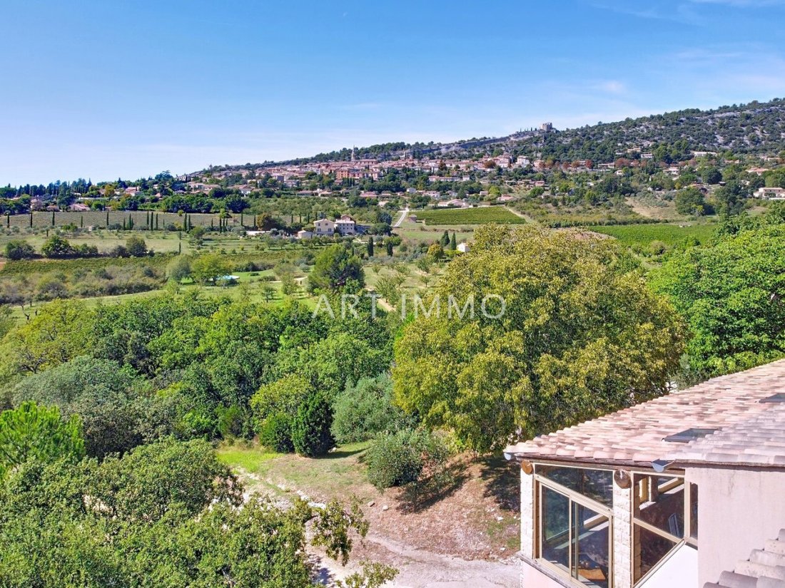 House in Saint-Saturnin-lès-Apt, Provence-Alpes-Côte d'Azur, France 1 - 16202753