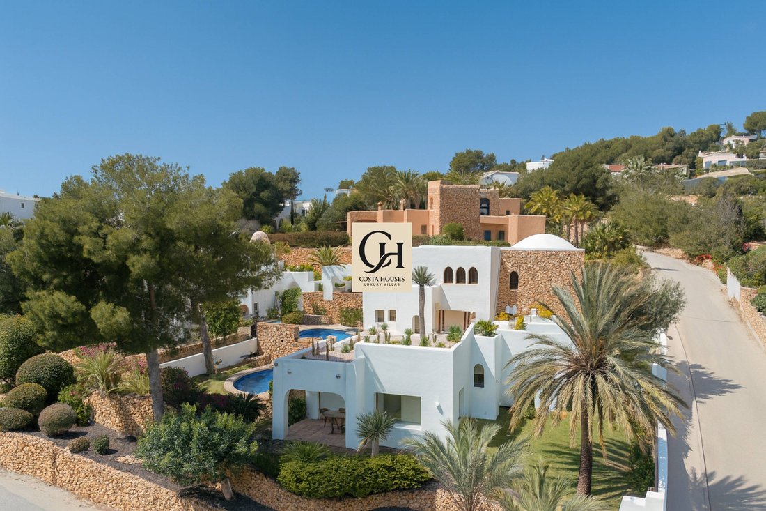 Villa in Moraira, Teulada, Valencian Community 1 - 16204465