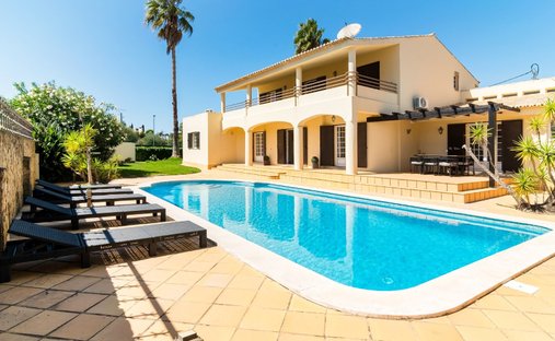 Villa in Sesimbra (Castelo), Setubal, Portugal 1