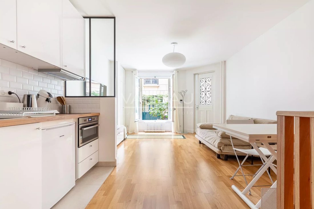 Apartment in Porte Dauphine, Paris 16e Arrondissement, Paris 1 - 13307957