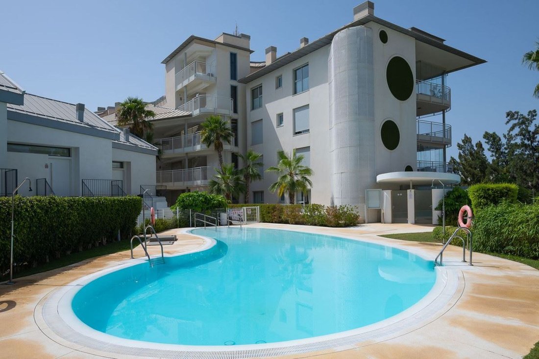 Apartment in La Capellania, Benalmadena, Andalusia 2 - 16203251
