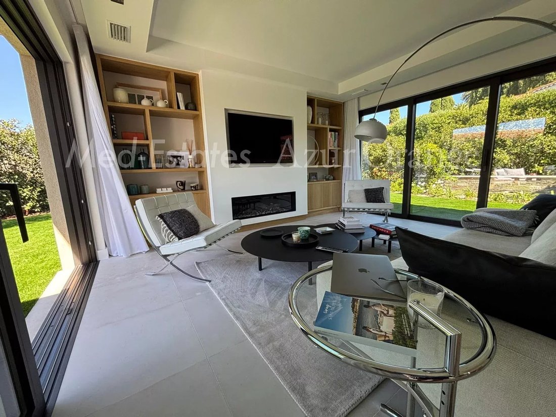Villa in Ville-Les Saquedes-Le Bouillonnet, Sainte-Maxime, France 2 - 16202800
