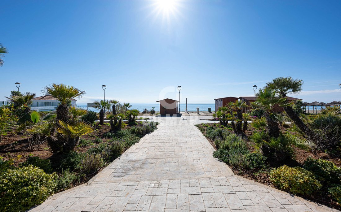 Apartment in Estepona, Andalusia, Spain 2 - 16204833