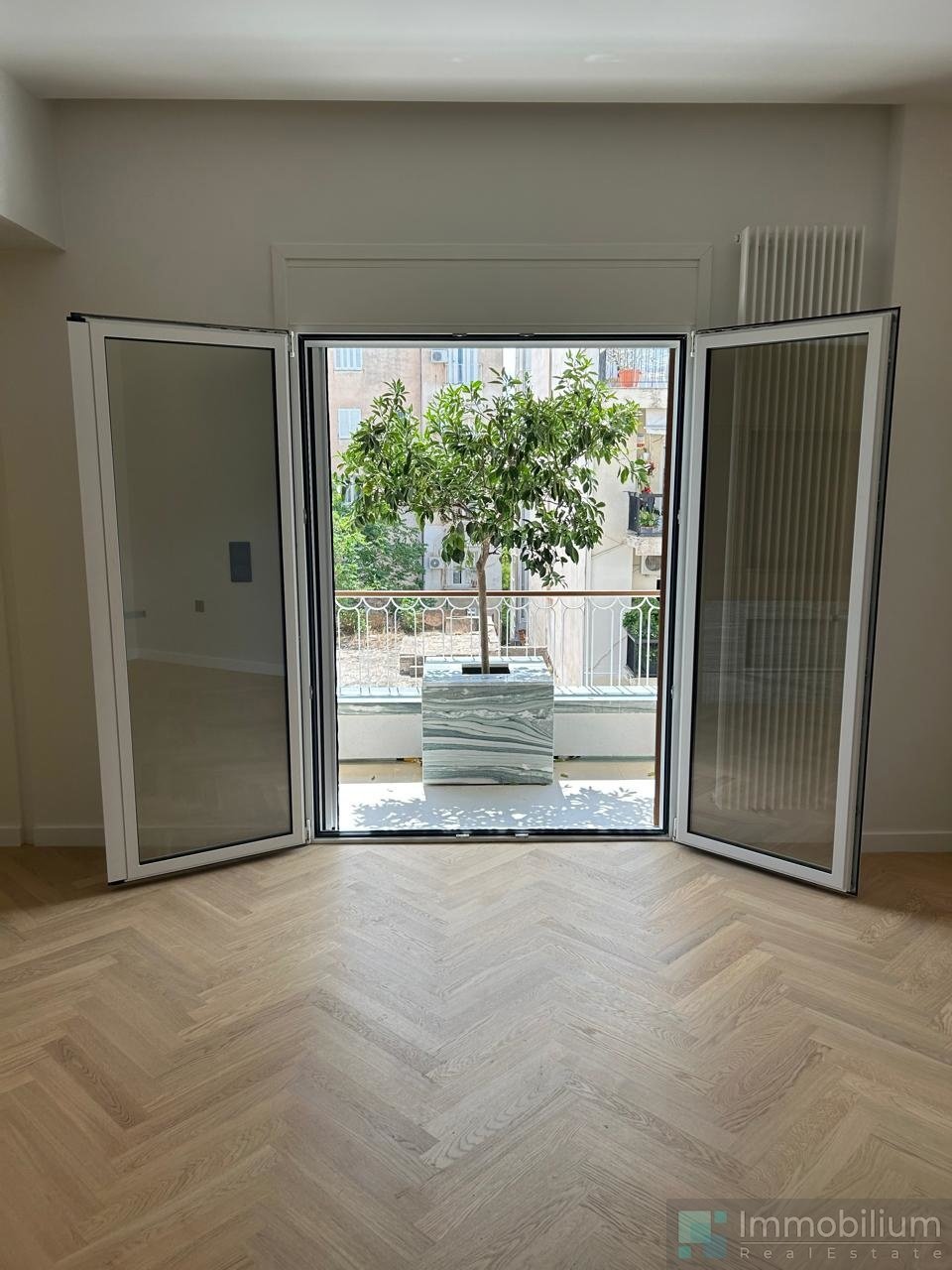 Apartment in Sunoikia Kolonakiou, 1st District of Athens, Athens 4 - 16205699