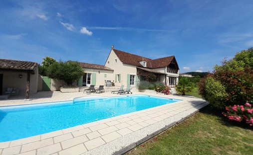 House in Monestier, Nouvelle-Aquitaine, France 1