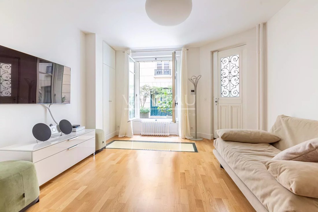 Apartment in Porte Dauphine, Paris 16e Arrondissement, Paris 2 - 13307957
