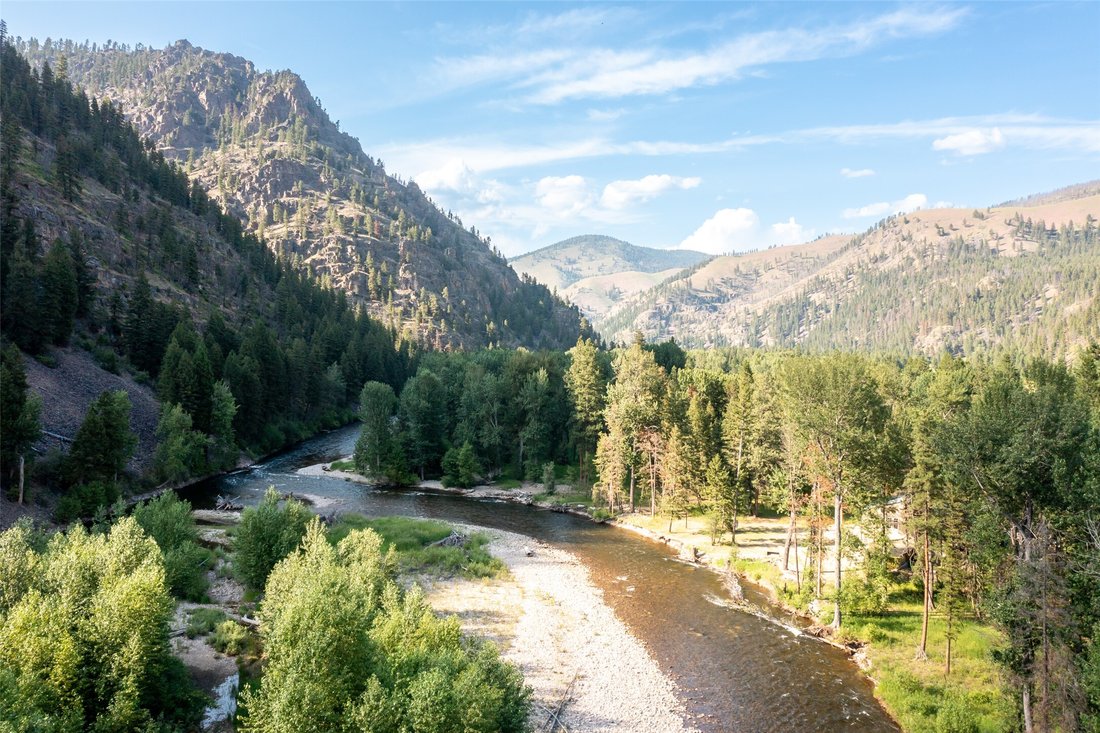 House in Clinton, Montana, United States 3 - 16204669
