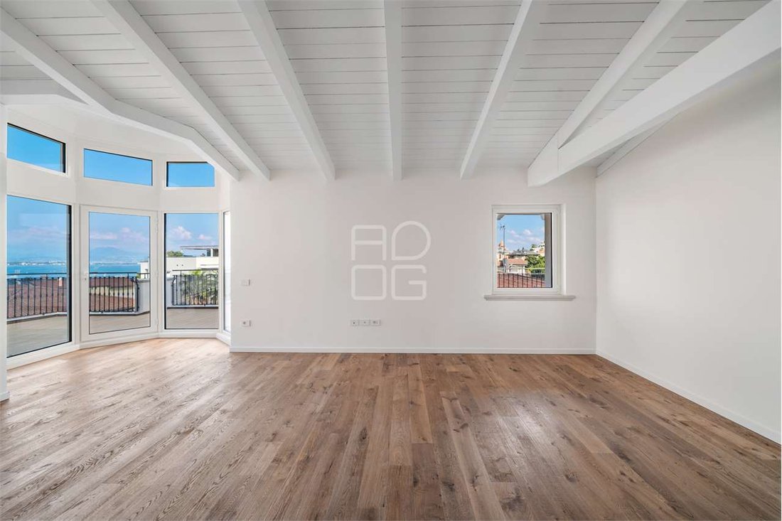Apartment in Desenzano Centro, Desenzano del Garda, Lombardy 5 - 16204275