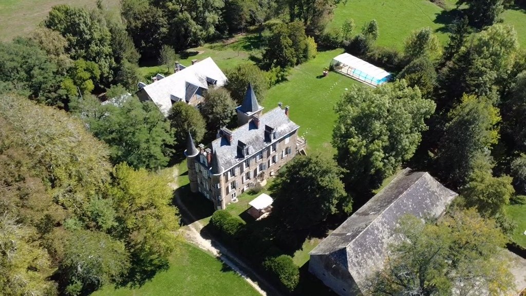 House in Turenne, Nouvelle-Aquitaine, France 1 - 16204382