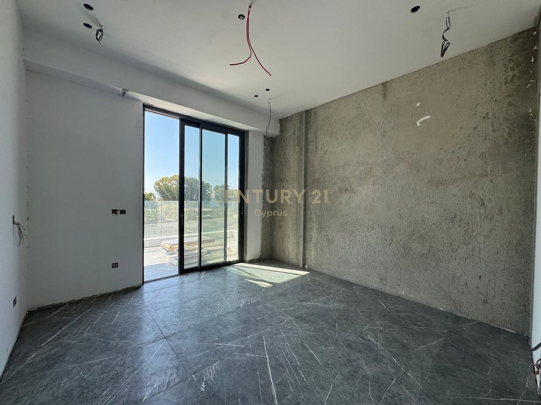 Apartment in Agios Tychon, Limassol, Cyprus 2 - 15381117