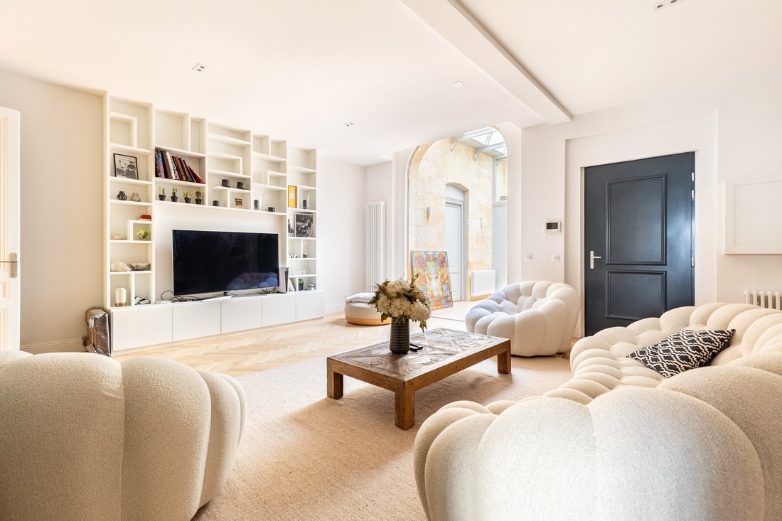 Apartment in Hôtel de Ville-Quinconce-Saint Seurin-Fondaudège, Bordeaux, France 1 - 16206191