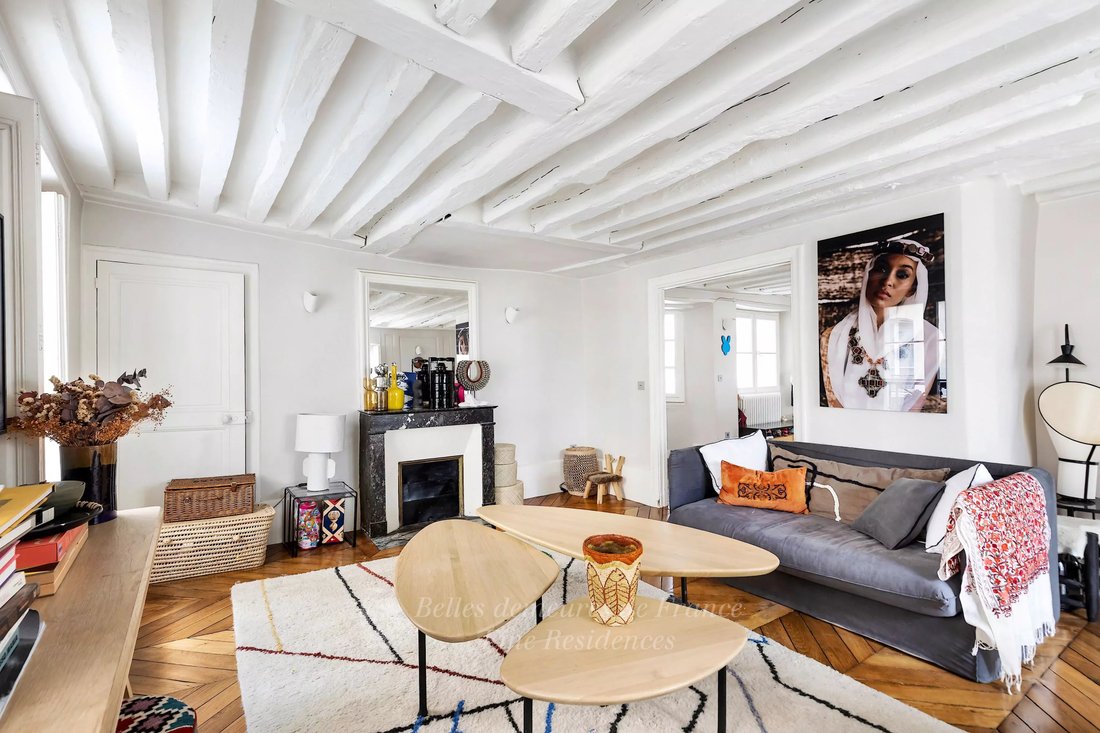 Apartment in Saint Thomas d'Aquin, Paris 7e Arrondissement, Paris 5 - 16203004