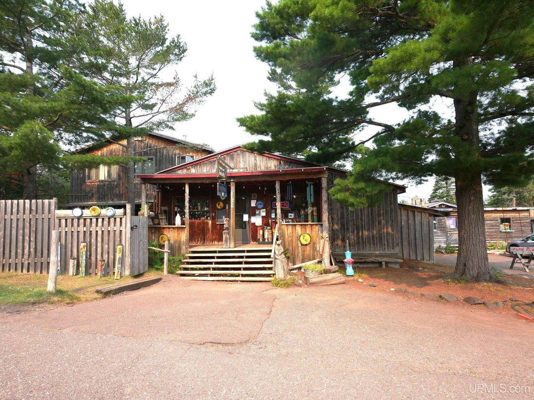 House in Eagle Harbor, Michigan, United States 2 - 16202284