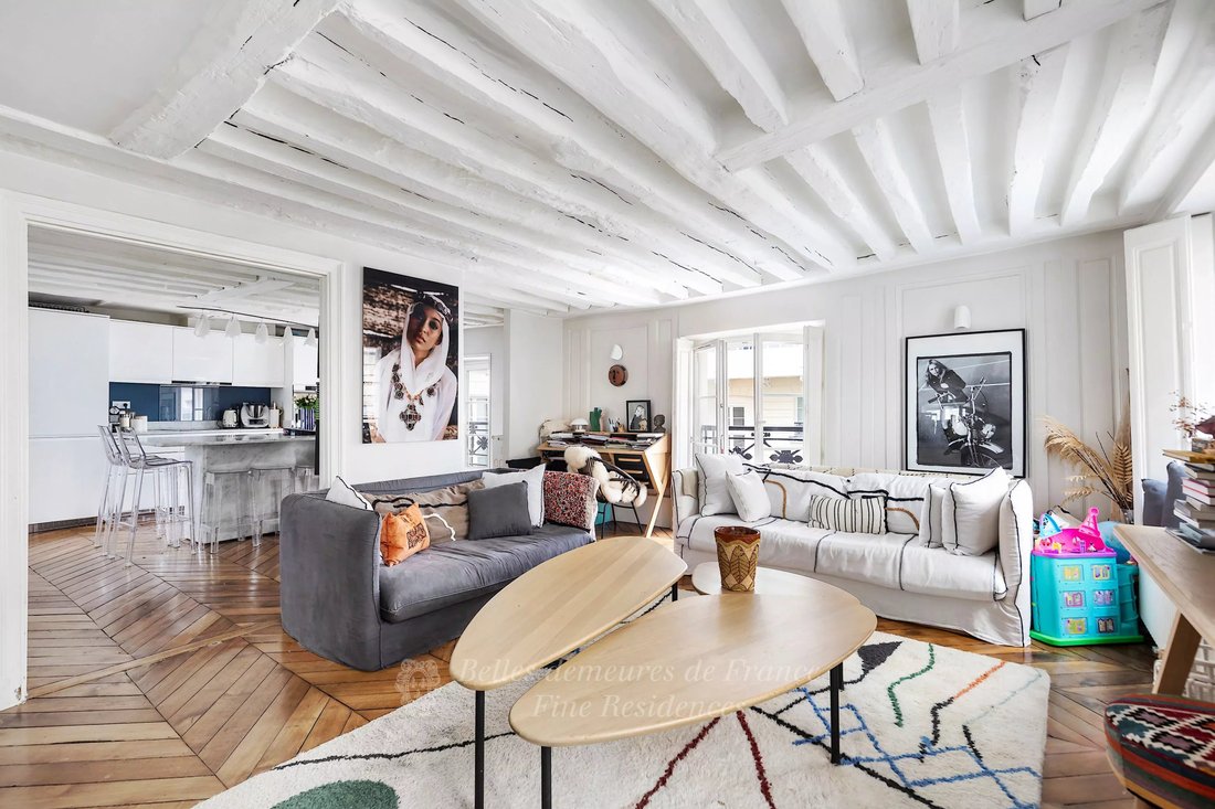 Apartment in Saint Thomas d'Aquin, Paris 7e Arrondissement, Paris 4 - 16203004