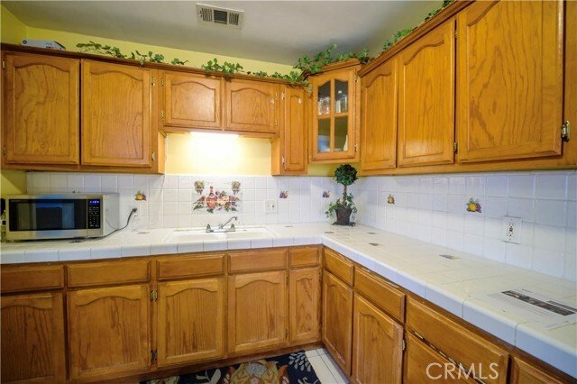 House in Downey, California, United States 4 - 16203720