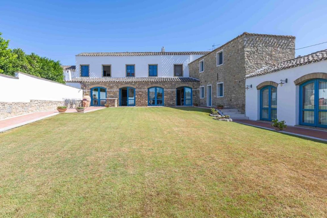 Villa in Senorbi, Sardinia, Italy 1 - 16204283