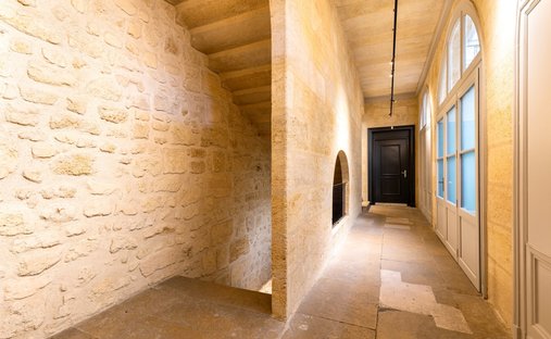 Apartment in Hôtel de Ville-Quinconce-Saint Seurin-Fondaudège, Bordeaux, France 1