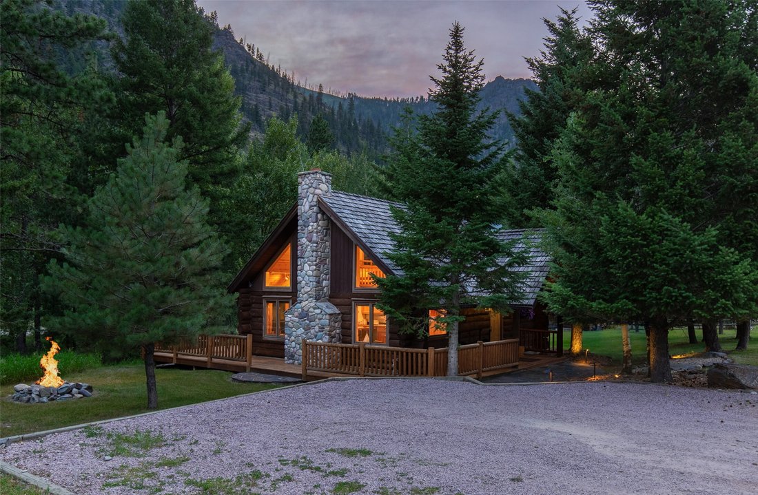 House in Clinton, Montana, United States 1 - 16204669