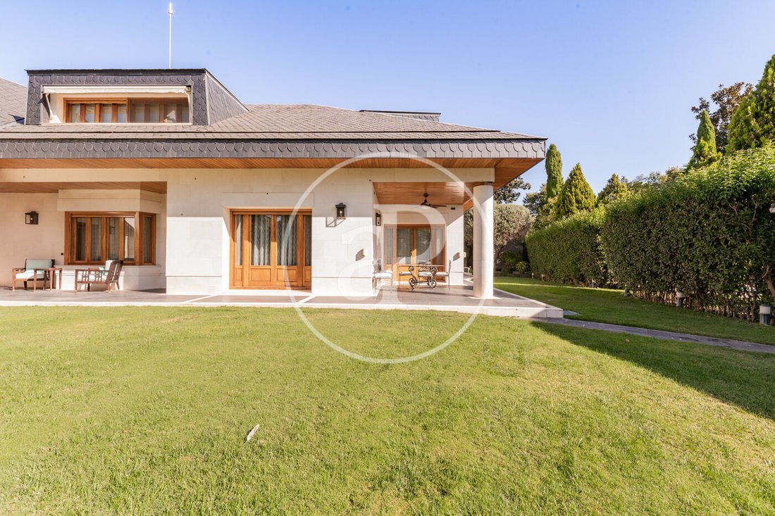 Villa in Hortaleza, Madrid, Spain 2 - 16207120