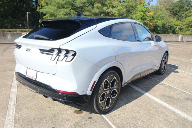 Suv in Vienna, VA, United States 2 - 16177547