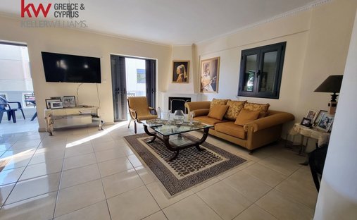 Apartment in Kryoneri Municipal Unit, Attica, Greece 1
