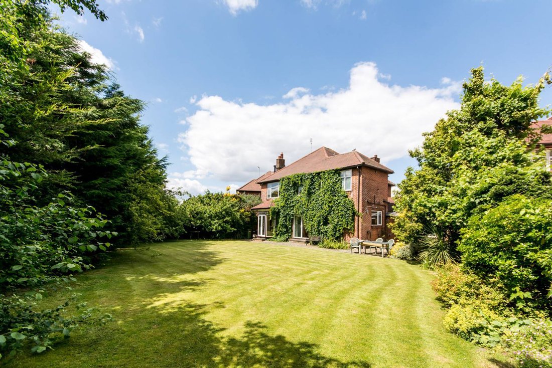 House in Willesden Green, Brent, England 3 - 16202694