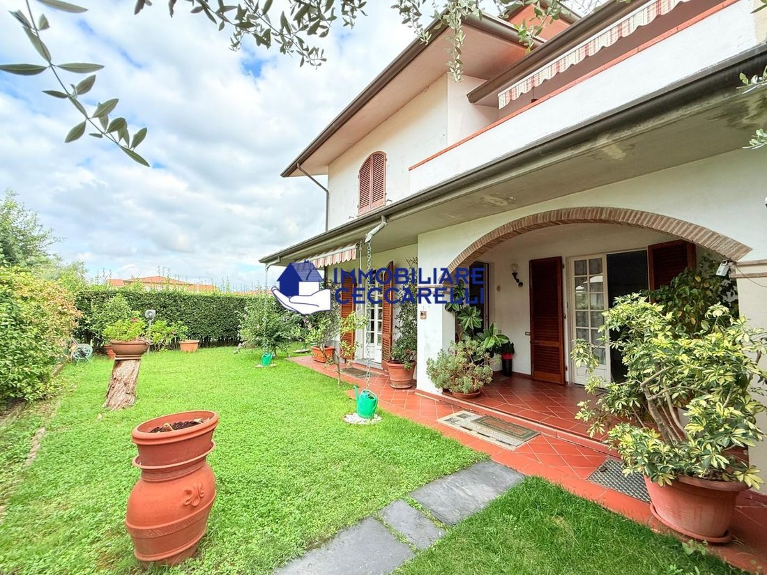 Country House in Marina di Massa Centro, Massa, Italy 1 - 16204468