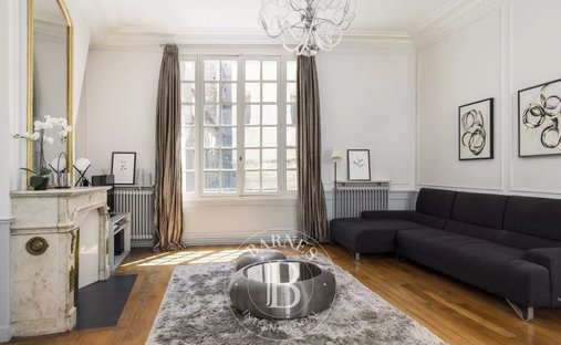 Apartment in Monnaie, Paris 6e Arrondissement, Paris 1