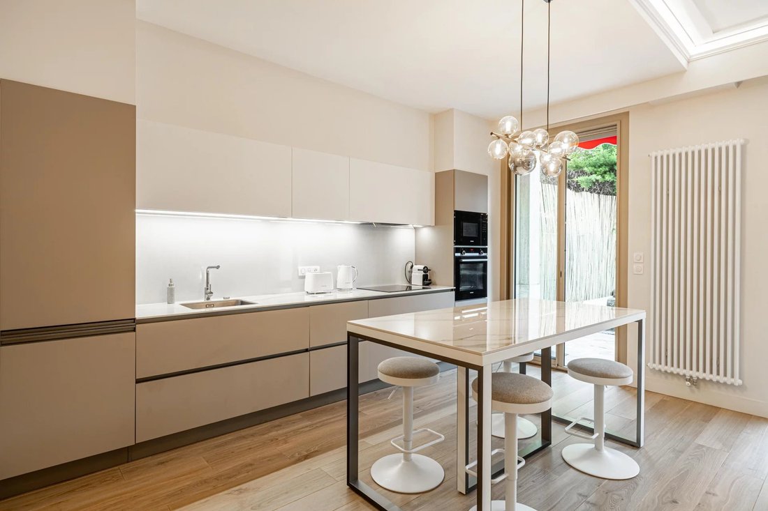 Appartement à Nice, Provence-Alpes-Côte d'Azur, France 3 - 16202646