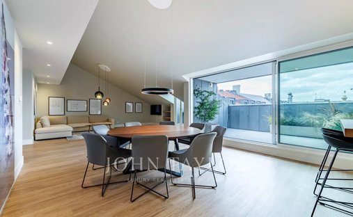 Apartment in Misericordia, Lisbon, Portugal 1