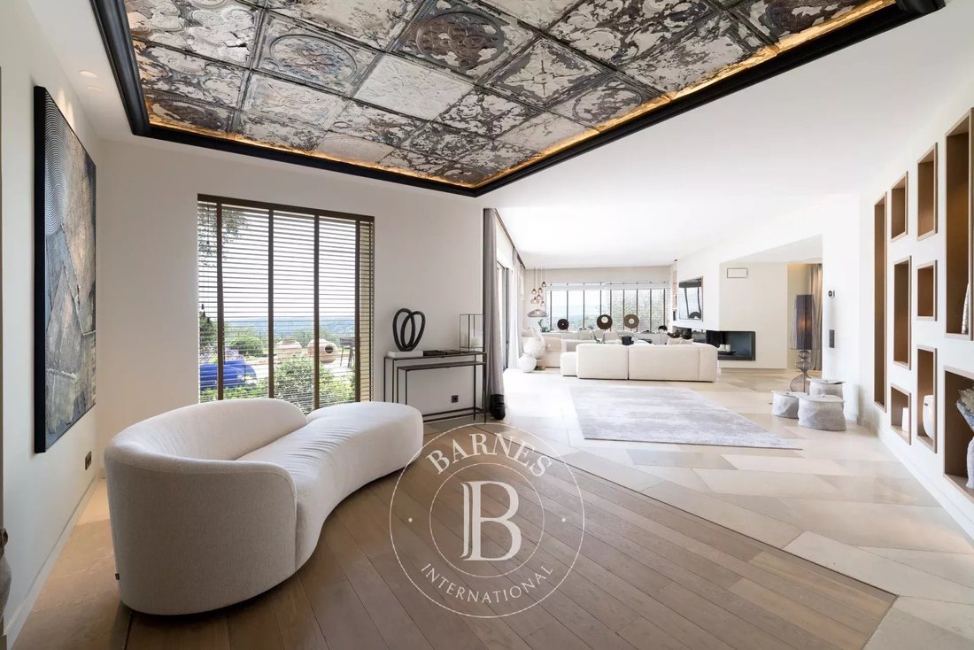Villa in Grasse, Provence-Alpes-Côte d'Azur, France 5 - 16202648